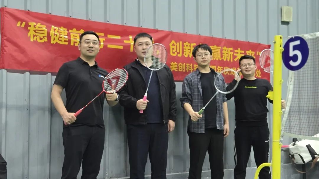 e466d71a09c78e41ff93e8eb83c32a3b